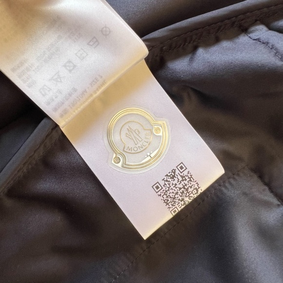 MONCLER Men's ATRIA Hooded Jacket Navy 1A00008 549 ML 742 - Picture 13 of 16